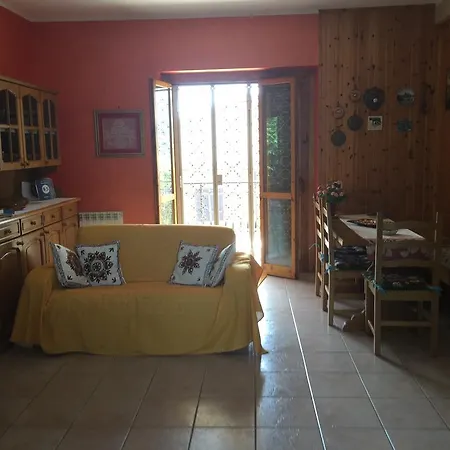 Apartment Domus Liliana *